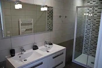 Bed & Breakfast Moulin Des Tours 2*